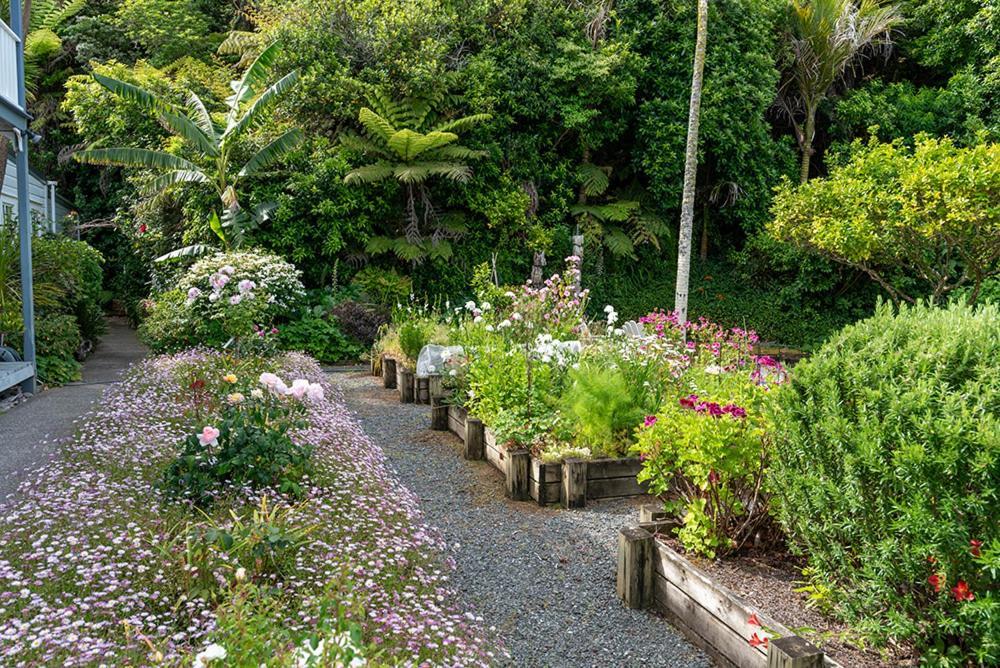 The Old Oak Boutique Hotel Mangonui Exterior photo
