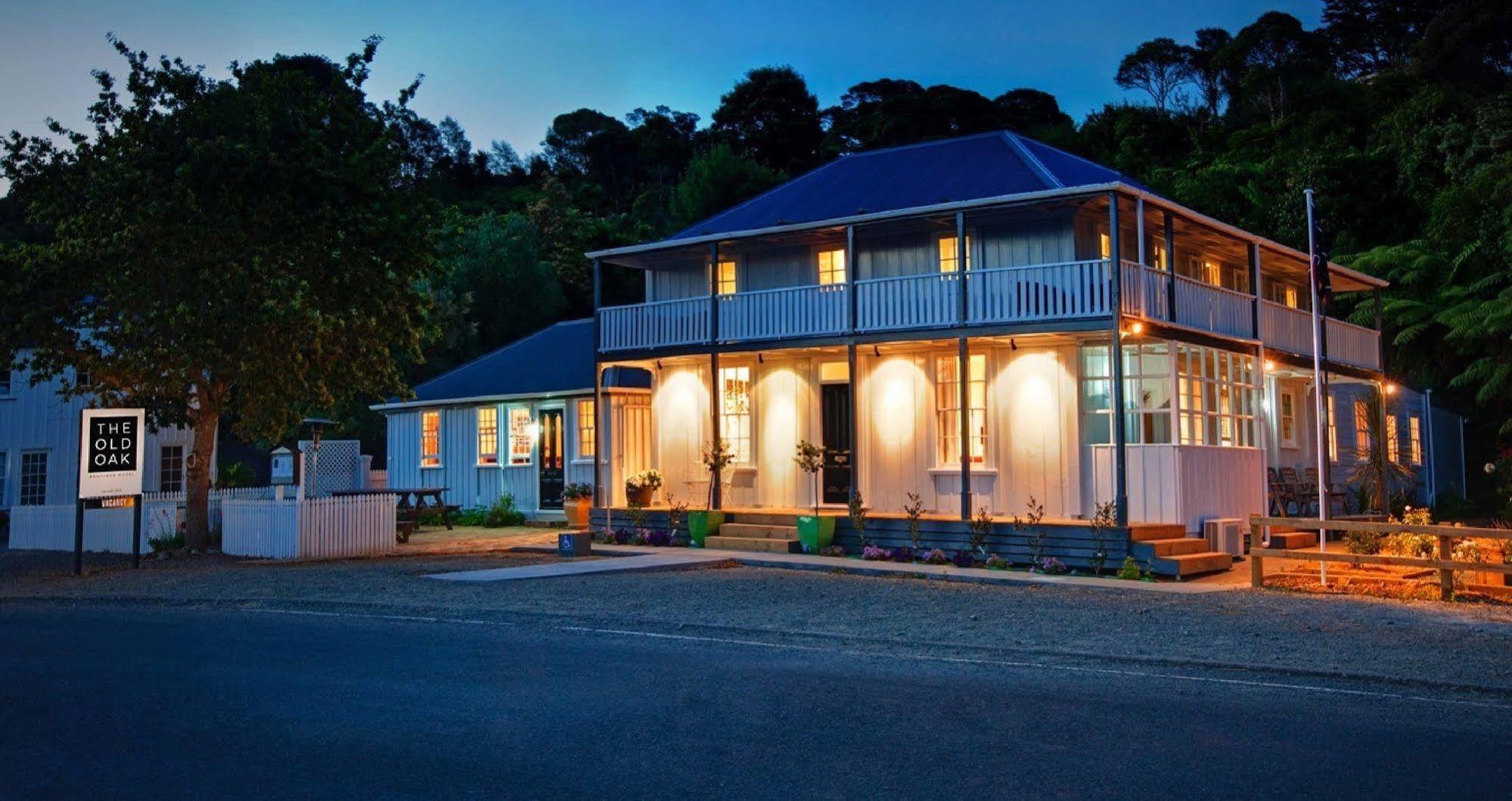The Old Oak Boutique Hotel Mangonui Exterior photo